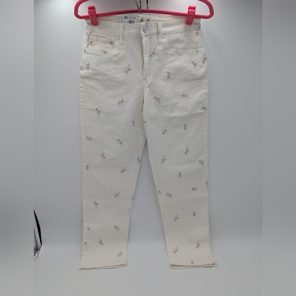 Seven7 Floral Embroidered Jeans 90s Straight Leg High Rise White 6 NWT
